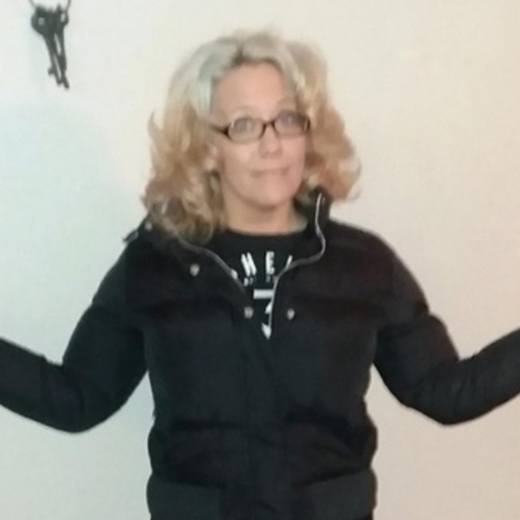 Meet your Posher, Marcy - Picture 5 of 8